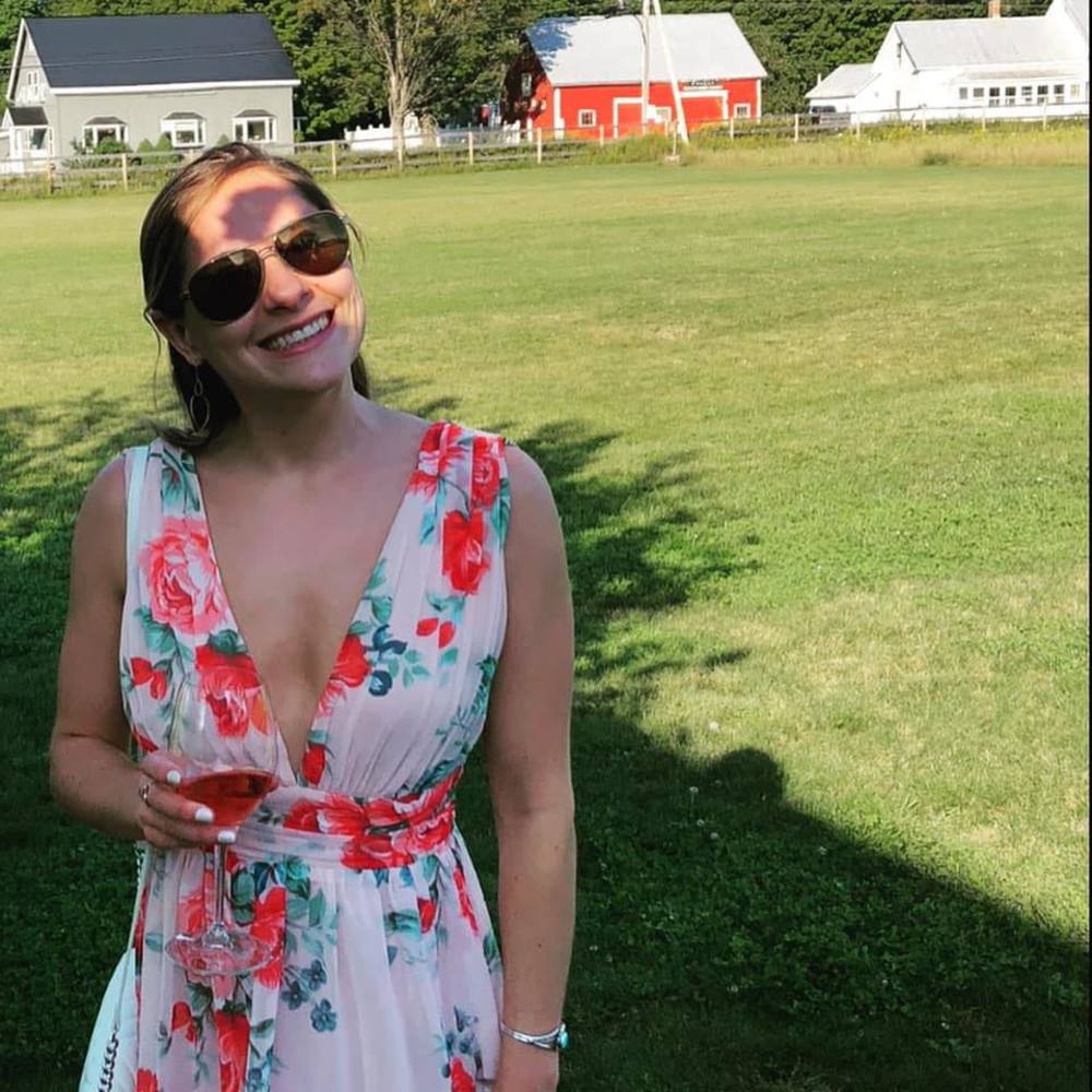 Meet your Posher, Julia